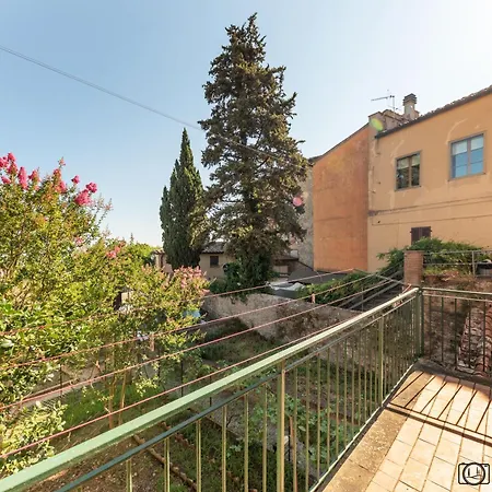 A Casa Di Rache & Bea Volterra